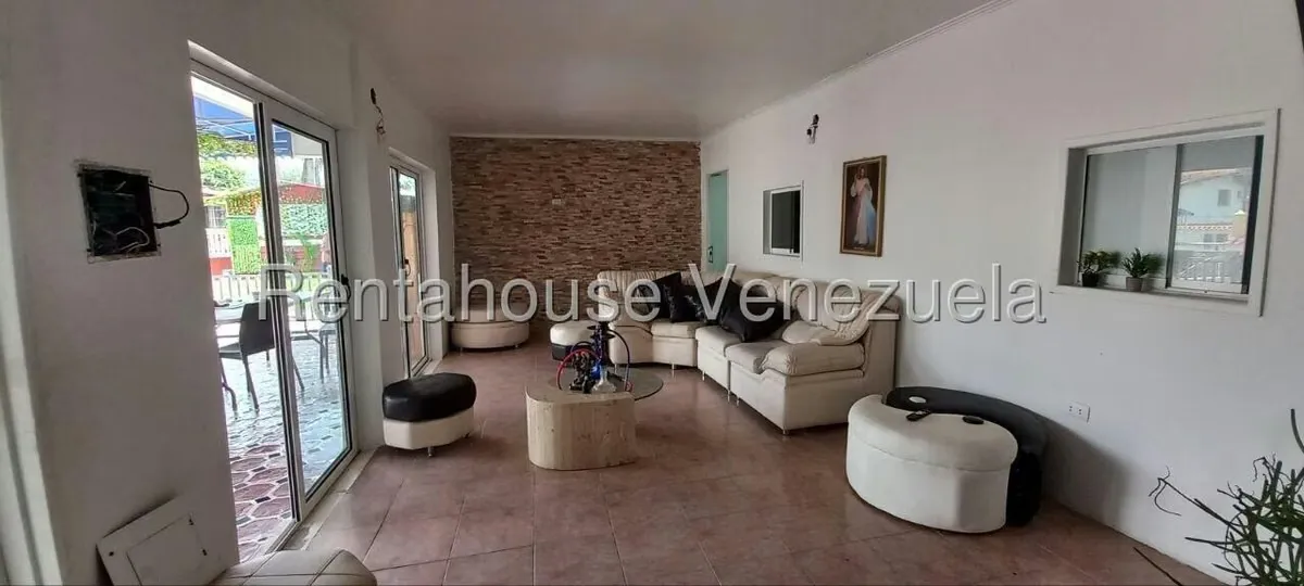 Casa (Multipes Niveles) en Venta en La Rosaleda, Miranda - 3