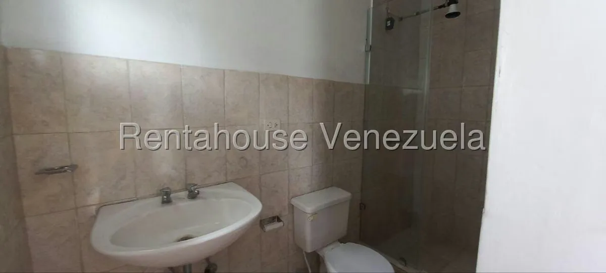 Casa (Multipes Niveles) en Venta en La Rosaleda, Miranda - 35