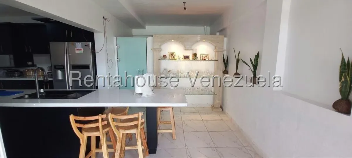 Casa (Multipes Niveles) en Venta en La Rosaleda, Miranda - 44