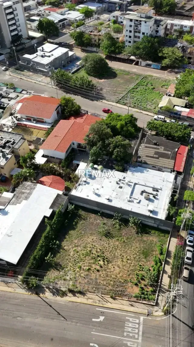 VENTA TERRENO EN CALLE 70 SECTOR BELLAS ARTES - 8
