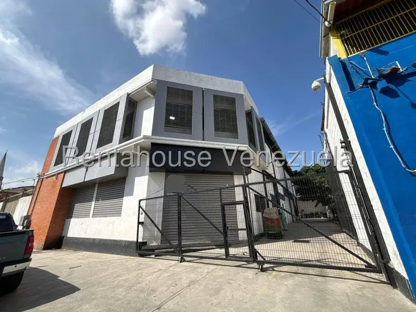 Comercial (Local Comercial) en Venta en Centro, Lara