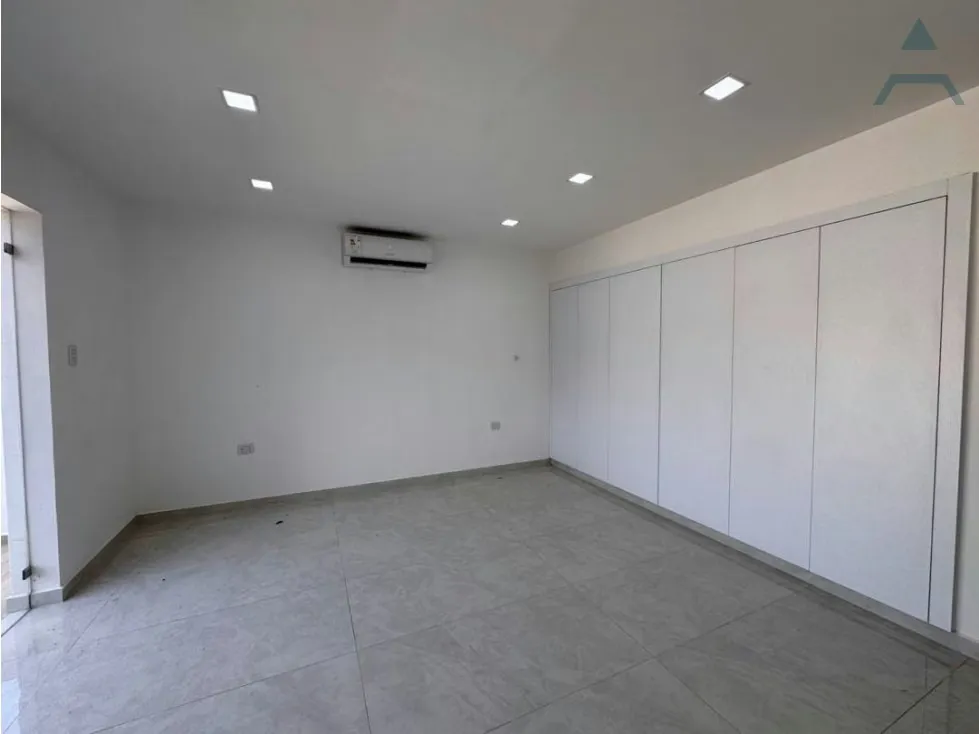 Venta casa remodelada en urb la viña - 10