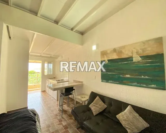 ¡GRAN OPORTUNIDAD COMERCIAL! EN VENTA CASA CON 430M² CON 8 HABITACIONES TIPO ESTUDIO, GALPÓN REFORZADO Y EXCELENTE UBICACIÓN RESIDENCIAL CERCA DEL MAR. ¡HAZ CRECER TU NEGOCIO HOY! - 15