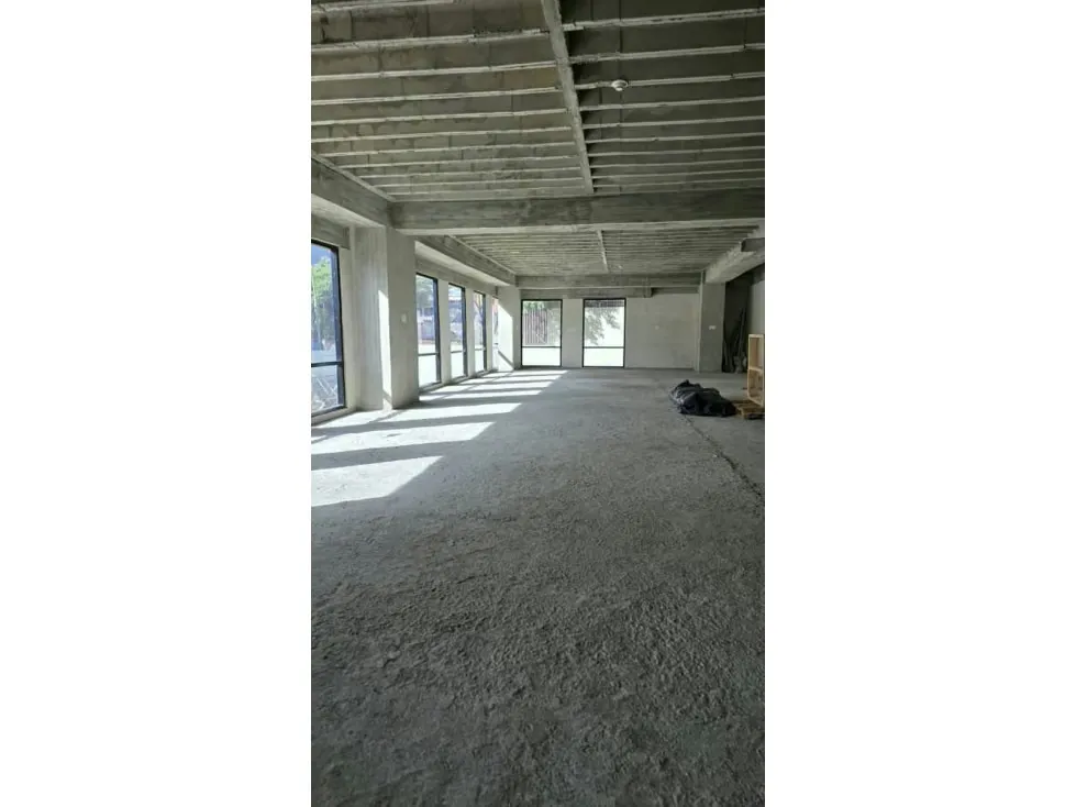 Se vende Edificio 8000m² Los Cortijos - 5