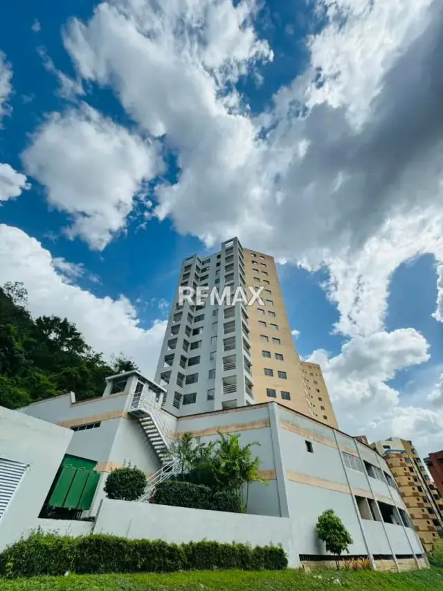 Apartamento en Venta en Res Buena Vista Suites - La Trigaleña Obra Blanca