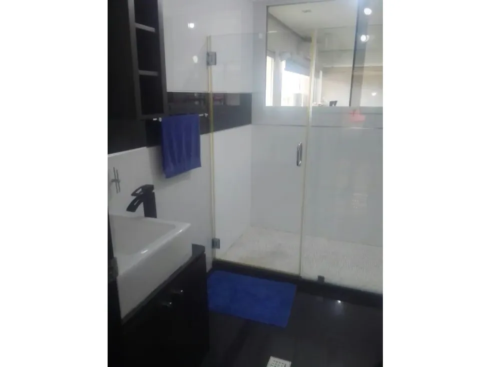 Lechería, en venta Casa Bote. con muelle privado - 24