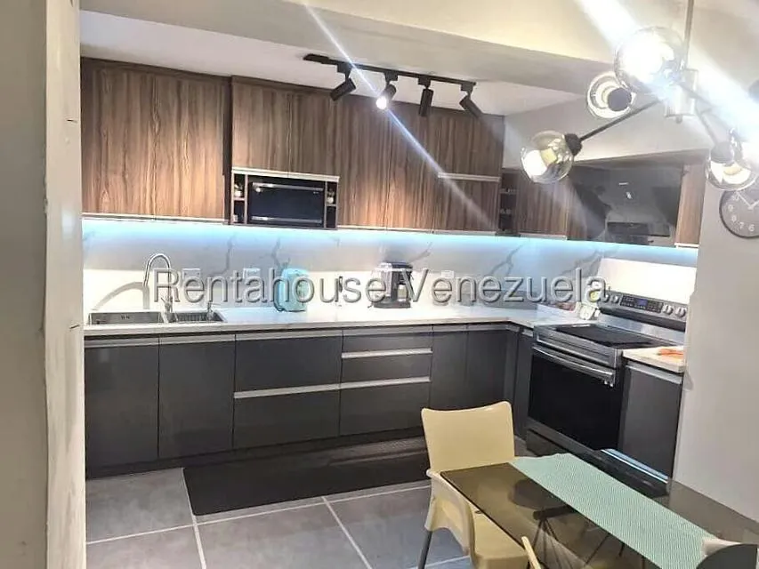 Apartamento (1 Nivel) en Venta en El Cigarral, Distrito Metropolitano - 18