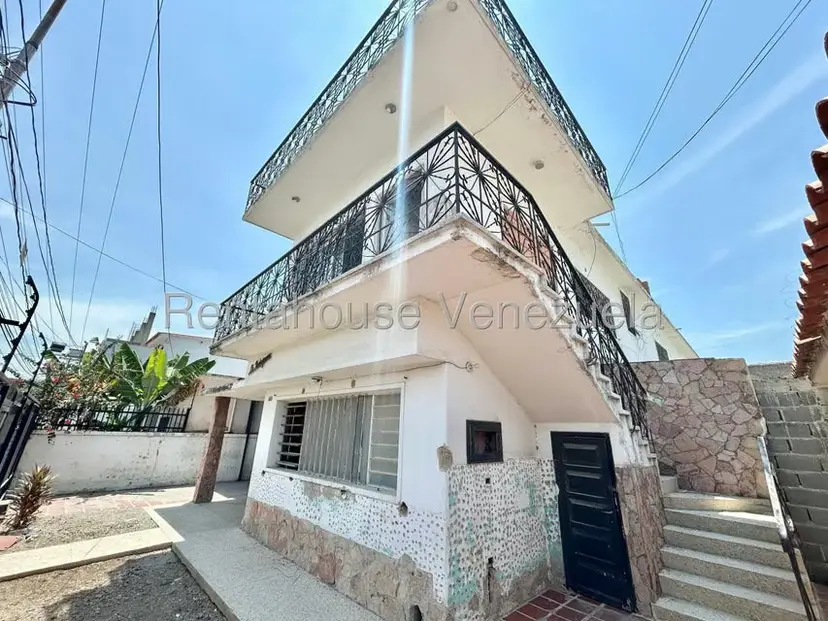 Casa (1 Nivel) en Venta en Zona Este, Lara