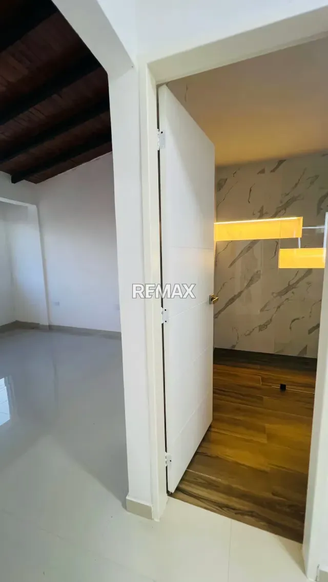 EN VENTA TOWN HOUSE MODERNO A ESTRENAR EN LA URBANIZACION LA ZARAGOZA, ARAURE - 9