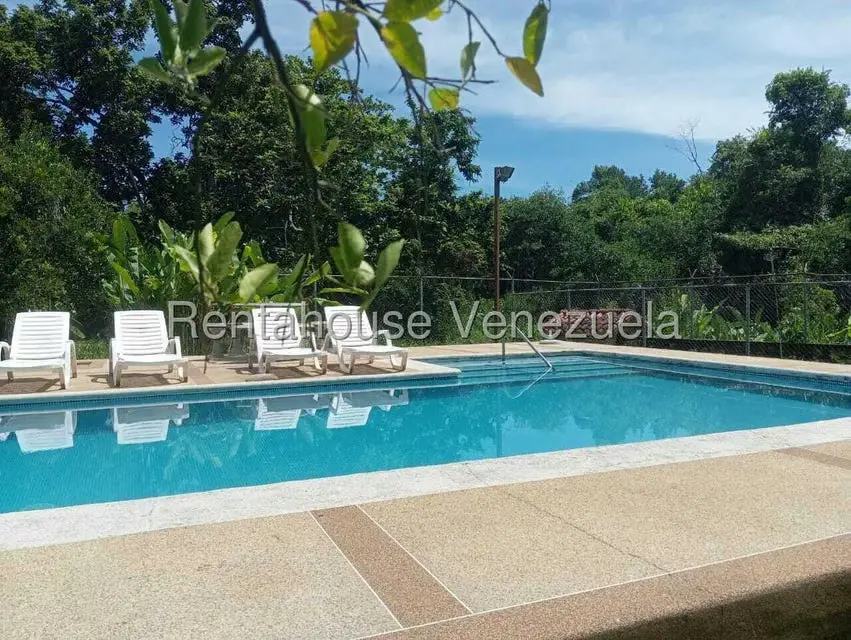 Apartamento (1 Nivel) en Venta en Flor de Mayo, Miranda - 20