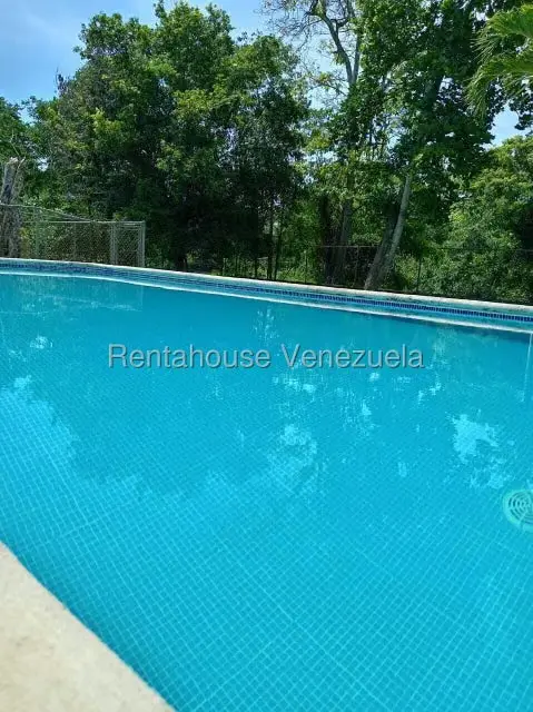 Apartamento (1 Nivel) en Venta en Flor de Mayo, Miranda - 21