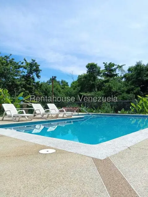 Apartamento (1 Nivel) en Venta en Flor de Mayo, Miranda - 23