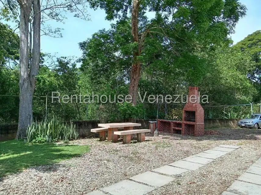 Apartamento (1 Nivel) en Venta en Flor de Mayo, Miranda - 27