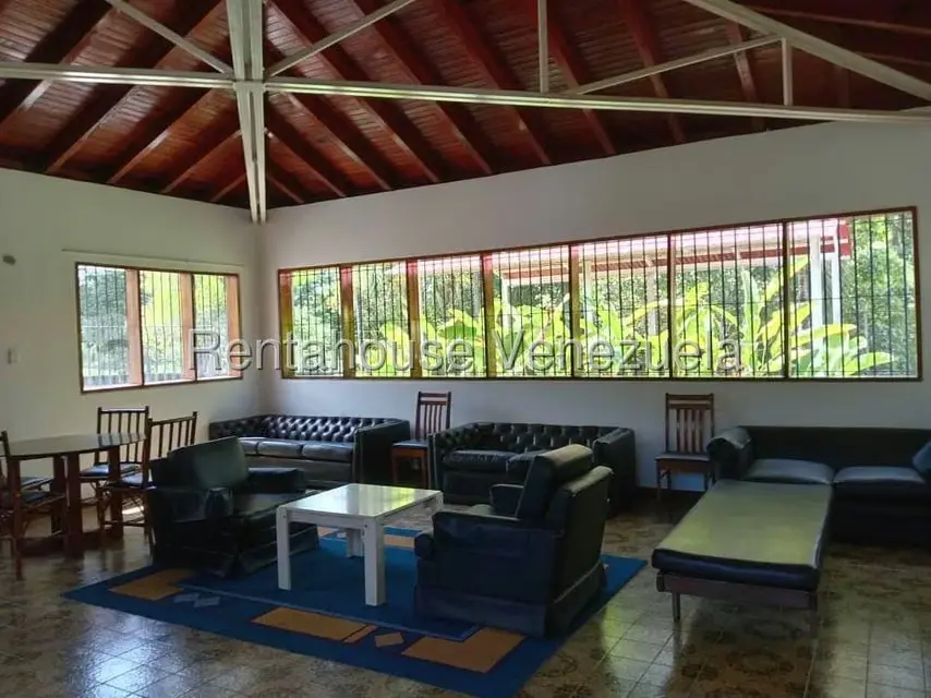Apartamento (1 Nivel) en Venta en Flor de Mayo, Miranda - 5
