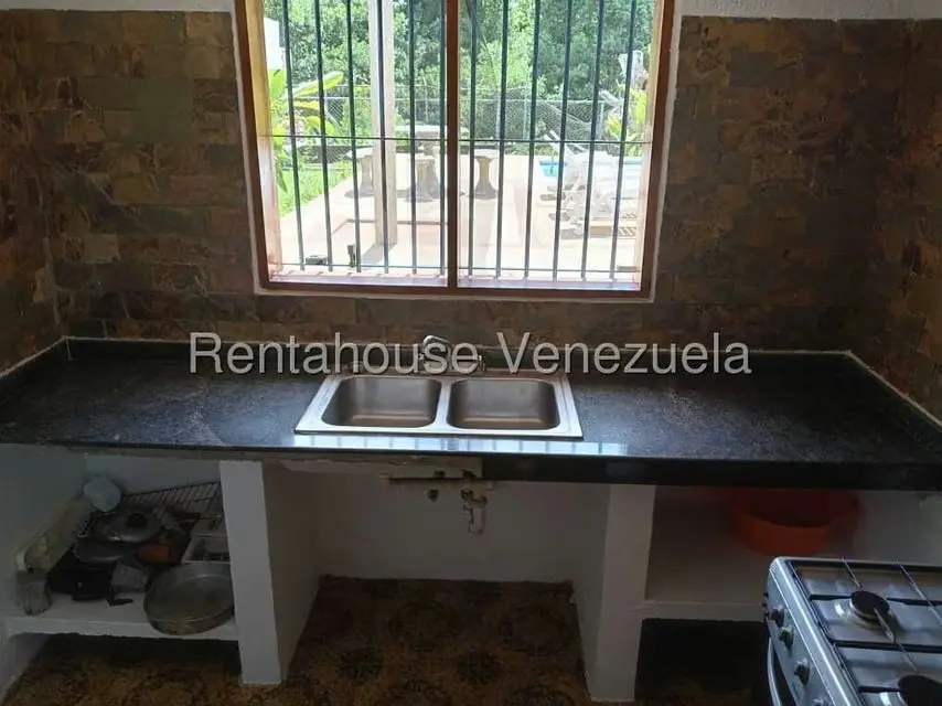 Apartamento (1 Nivel) en Venta en Flor de Mayo, Miranda - 8