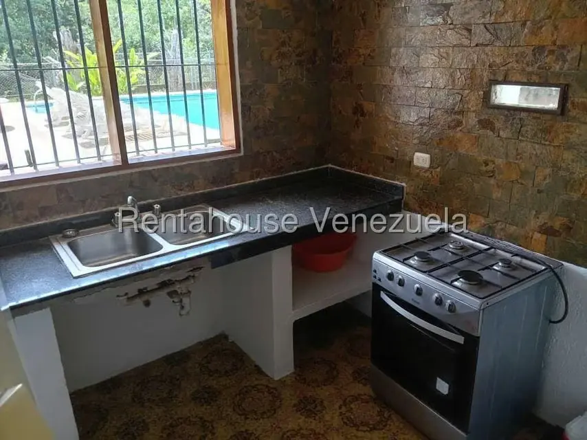 Apartamento (1 Nivel) en Venta en Flor de Mayo, Miranda - 9