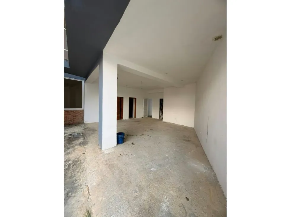SE VENDE CASA EN ALTO HATILLO DE 1.010MTS2