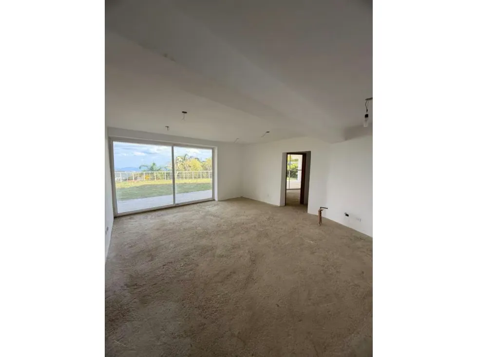 SE VENDE CASA EN ALTO HATILLO DE 1.010MTS2 - 22