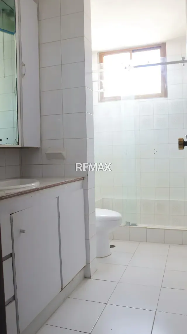 APARTAMENTO EN VENTA EDIF. JACKIE SEMI AMOBLADO - 8