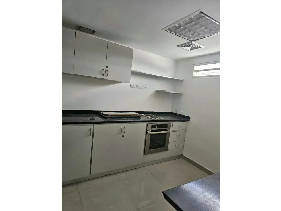 Alquilo edificio comercial triplex 580m2 Campo Claro 1131 - 20