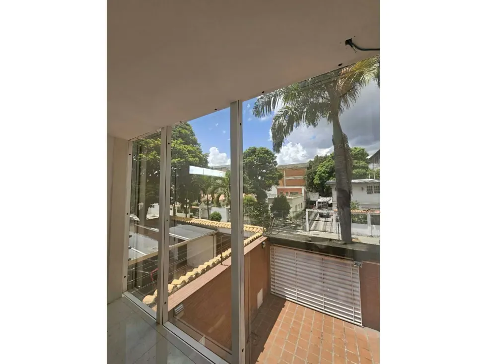 Alquilo edificio comercial triplex 580m2 Campo Claro 1131 - 2