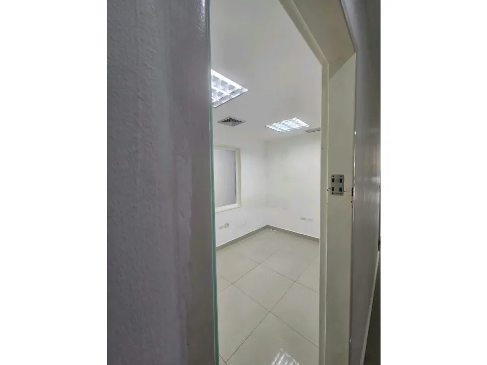Alquilo edificio comercial triplex 580m2 Campo Claro 1131 - 6
