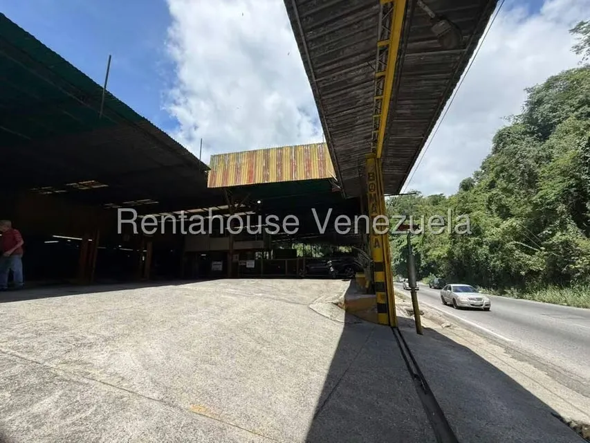 Negocios y Empresas (Automotores) en Venta en Petare, Distrito Metropolitano - 3