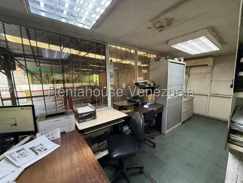 Negocios y Empresas (Automotores) en Venta en Petare, Distrito Metropolitano - 25