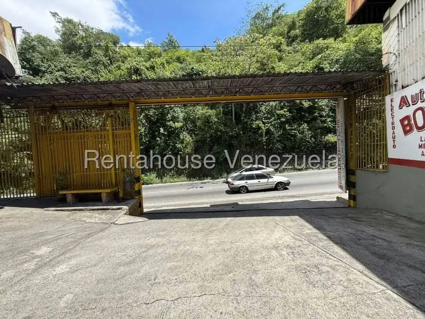 Negocios y Empresas (Automotores) en Venta en Petare, Distrito Metropolitano - 4