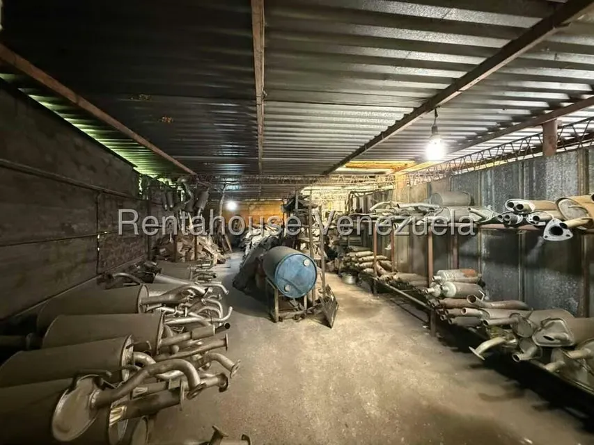 Negocios y Empresas (Automotores) en Venta en Petare, Distrito Metropolitano - 8
