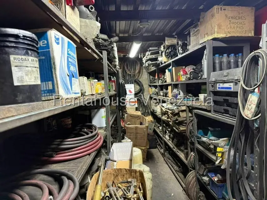 Negocios y Empresas (Automotores) en Venta en Petare, Distrito Metropolitano - 9
