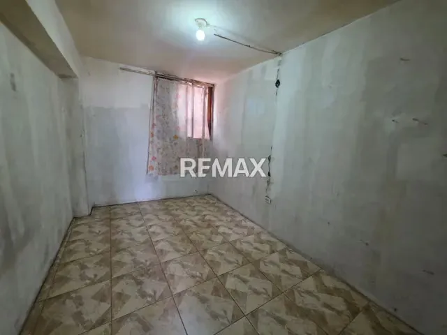 Apartamento para remodelar en el 23 de Enero La Sierra - 3