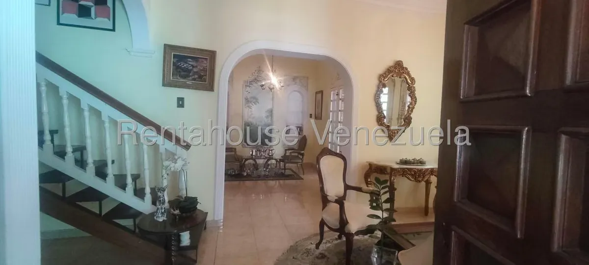 Casa (Duplex) en Alquiler en Alta Florida, Distrito Metropolitano - 8