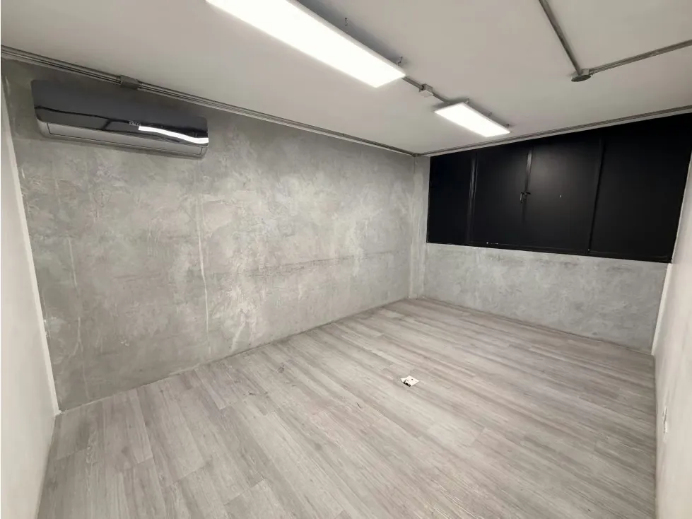 Vendo/alquilo oficina 234m2 Torre Roraima 8272 - 5