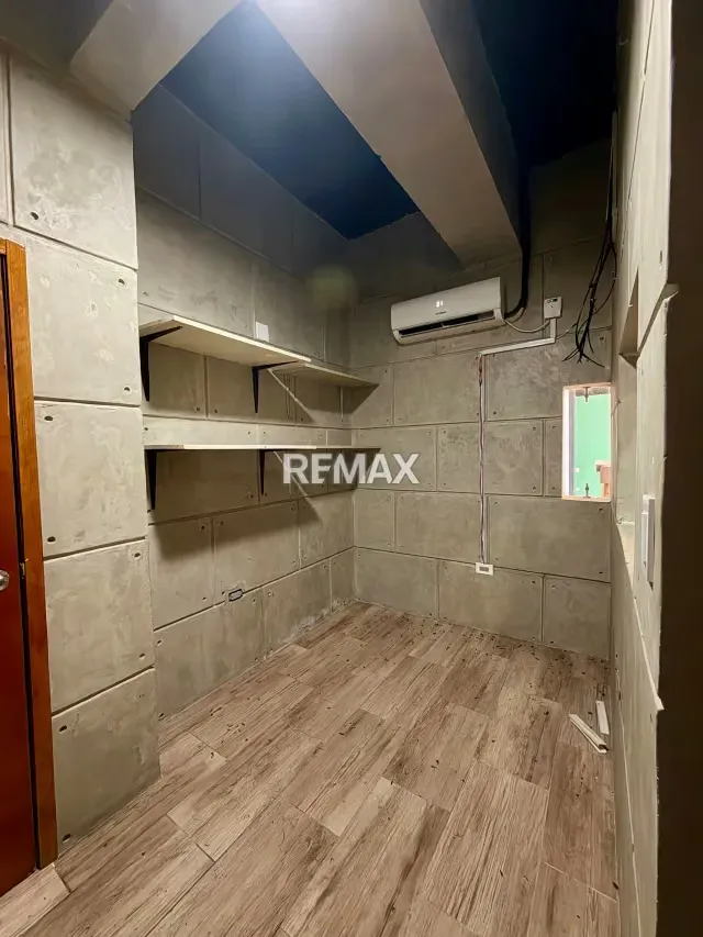 SE VENDE LOCAL COMERCIAL EN PUERTO CABELLO. - 13