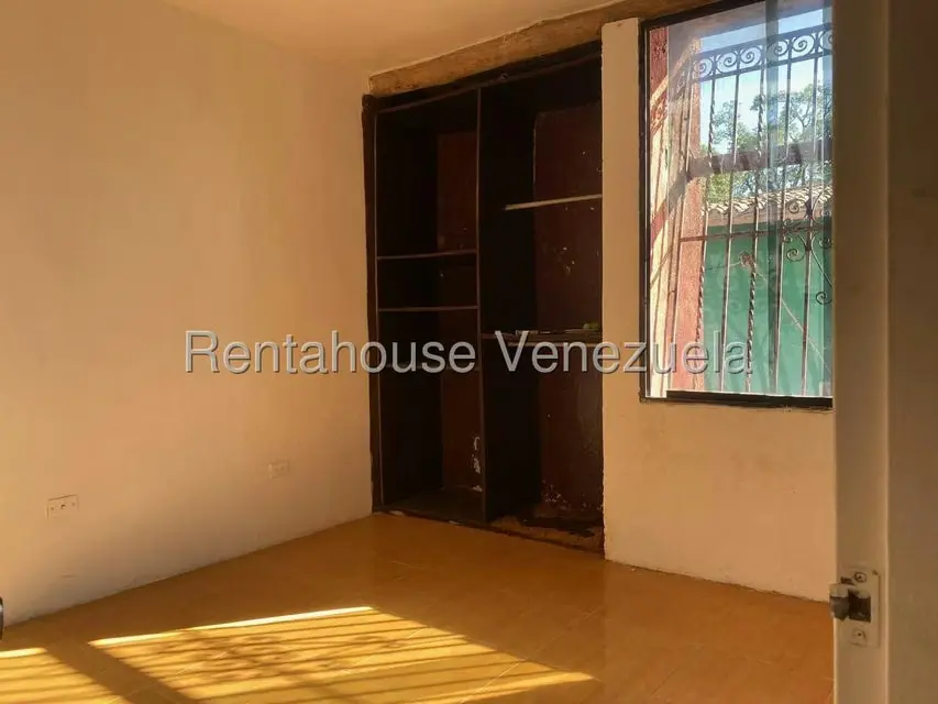 Townhouse (Duplex) en Venta en Monteserino, Carabobo - 15