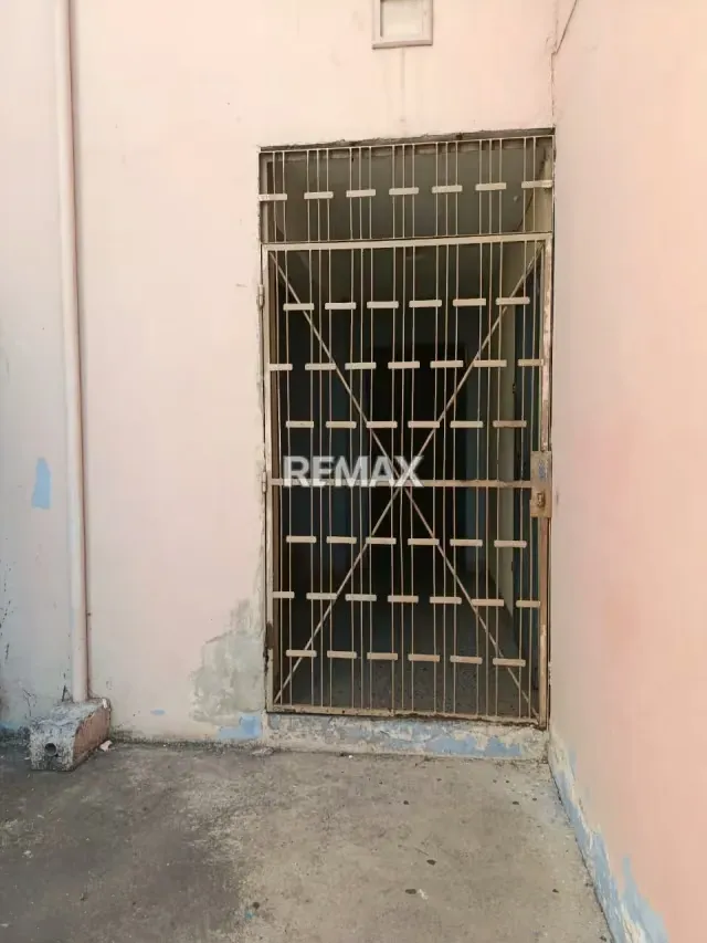 En Venta Amplio Apartamento por Inversion al Oeste de Barquisimeto Urbanizacion El Obelisco - 4