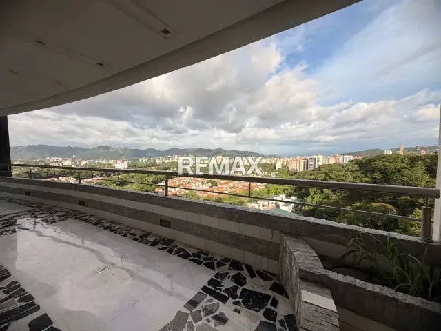 APARTAMENTO EN EXCLUSIVO CONDOMINIO - 3