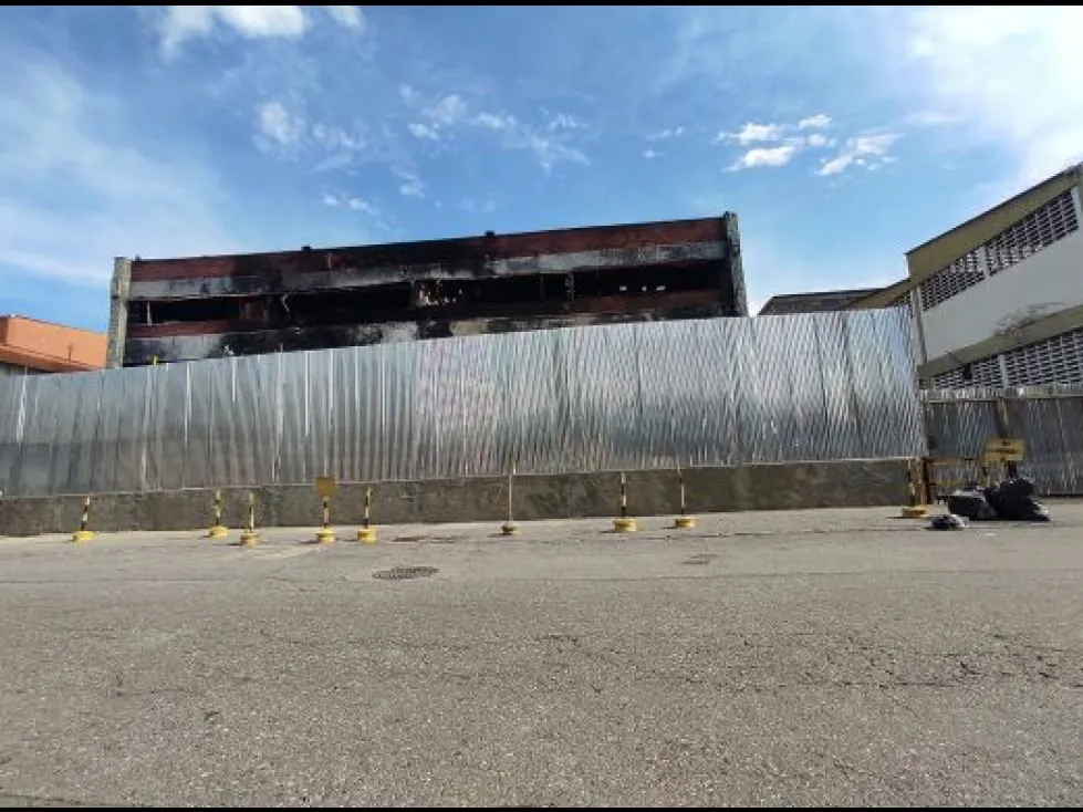 Se vende terreno 3512m2 La California Sur 1755 - 2