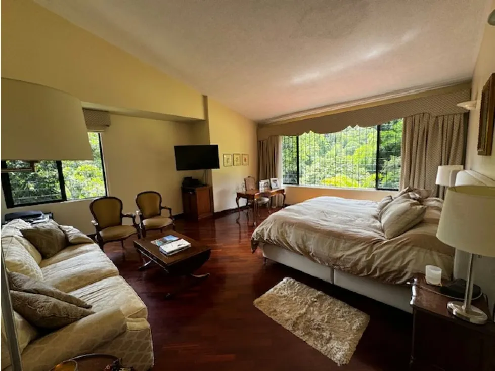 Ofrezco en venta ESPECTACULAR casa en Los Secaderos de LA TRINIDAD - 16