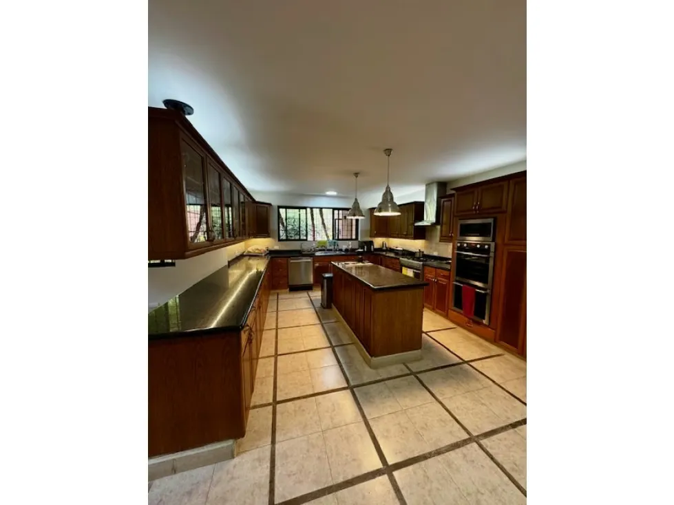 Ofrezco en venta ESPECTACULAR casa en Los Secaderos de LA TRINIDAD - 10