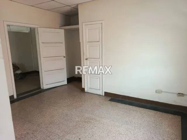 VENDO EDIFICIO COMERCIAL EN ZONA ESTE BARQUISIMETO - 17