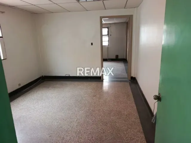 VENDO EDIFICIO COMERCIAL EN ZONA ESTE BARQUISIMETO - 5