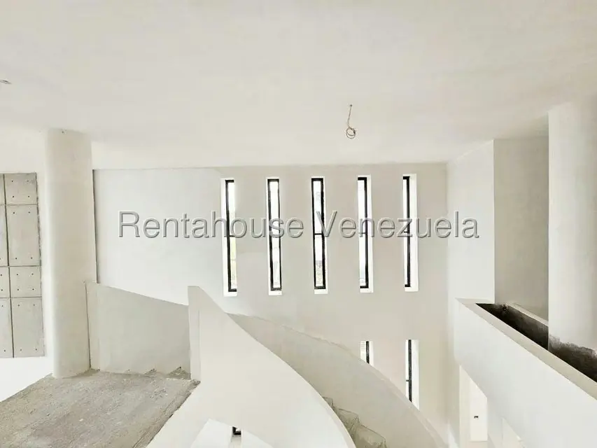 Casa (Multipes Niveles) en Venta en Colinas de Carrizal, Miranda - 36