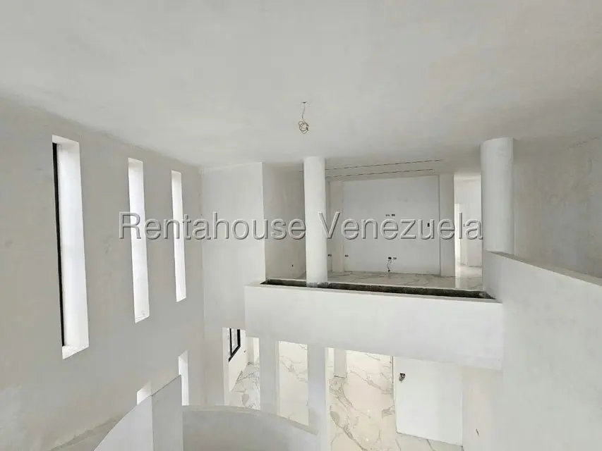 Casa (Multipes Niveles) en Venta en Colinas de Carrizal, Miranda - 39