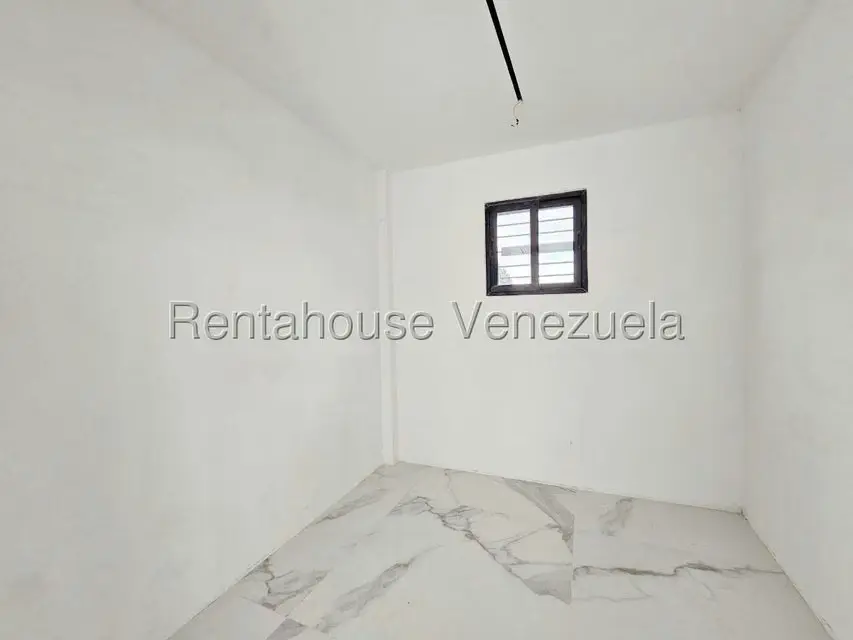 Casa (Multipes Niveles) en Venta en Colinas de Carrizal, Miranda - 41