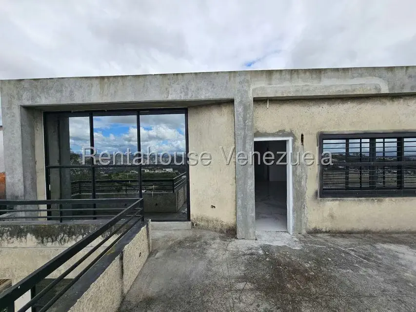 Casa (Multipes Niveles) en Venta en Colinas de Carrizal, Miranda - 44