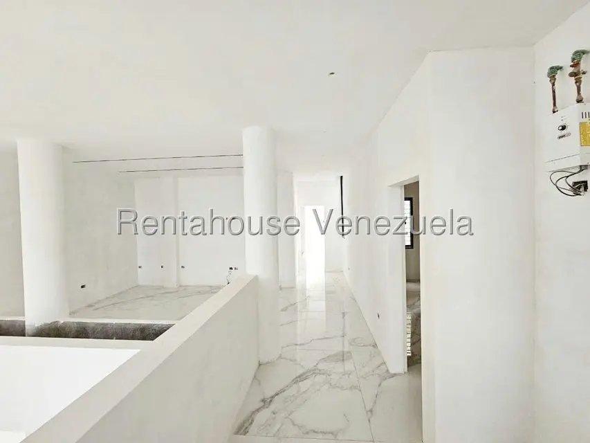 Casa (Multipes Niveles) en Venta en Colinas de Carrizal, Miranda - 50