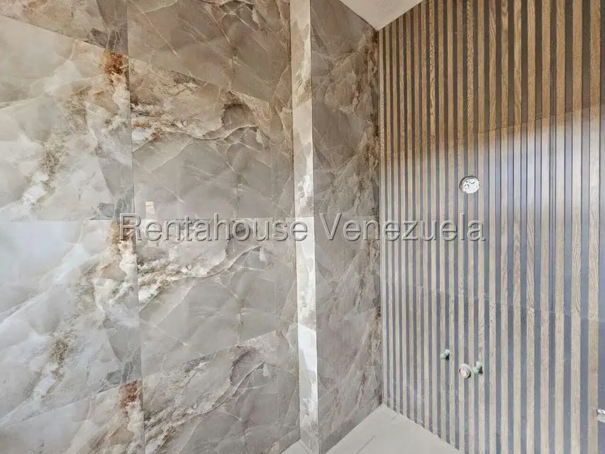 Casa (Multipes Niveles) en Venta en Colinas de Carrizal, Miranda - 55