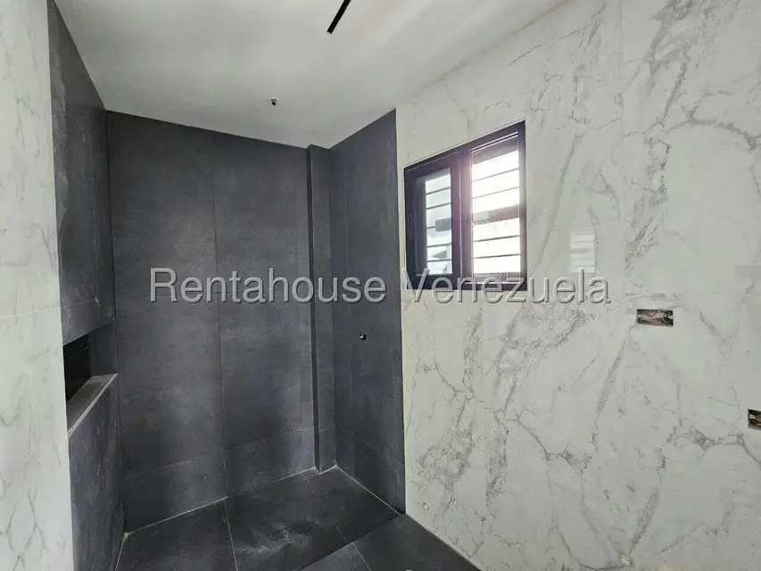 Casa (Multipes Niveles) en Venta en Colinas de Carrizal, Miranda - 65